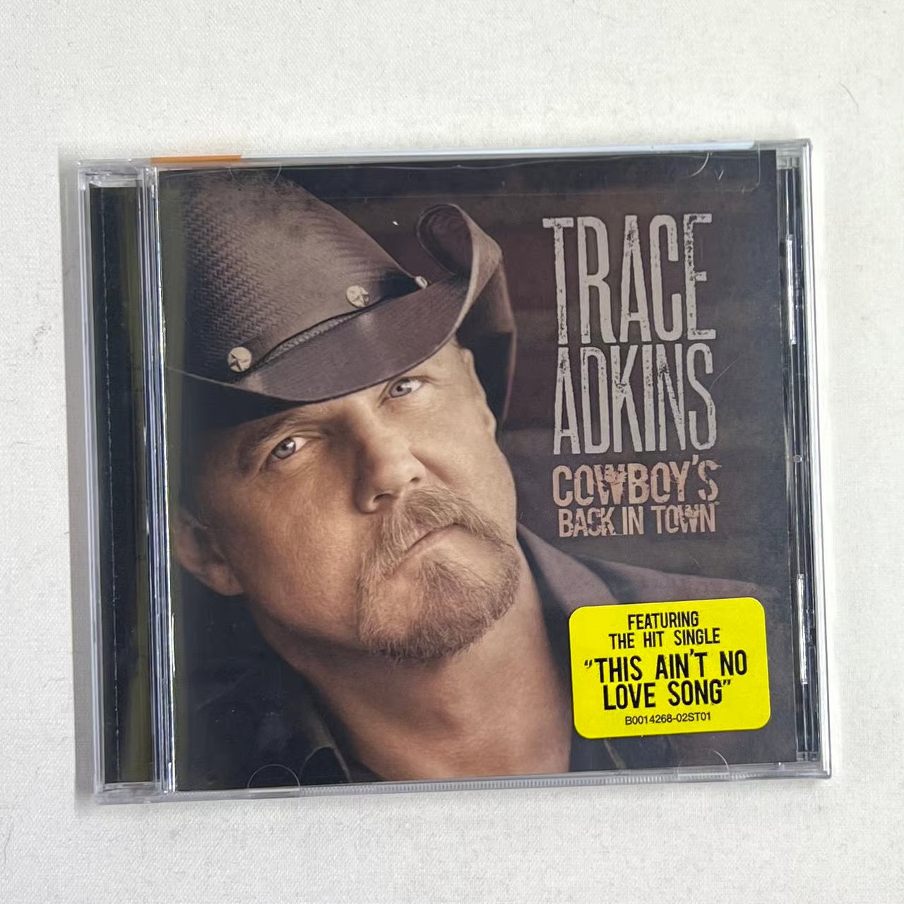 Trace Atkins "Cowboys Back In Town" Autographed CD Booklet With New CD
