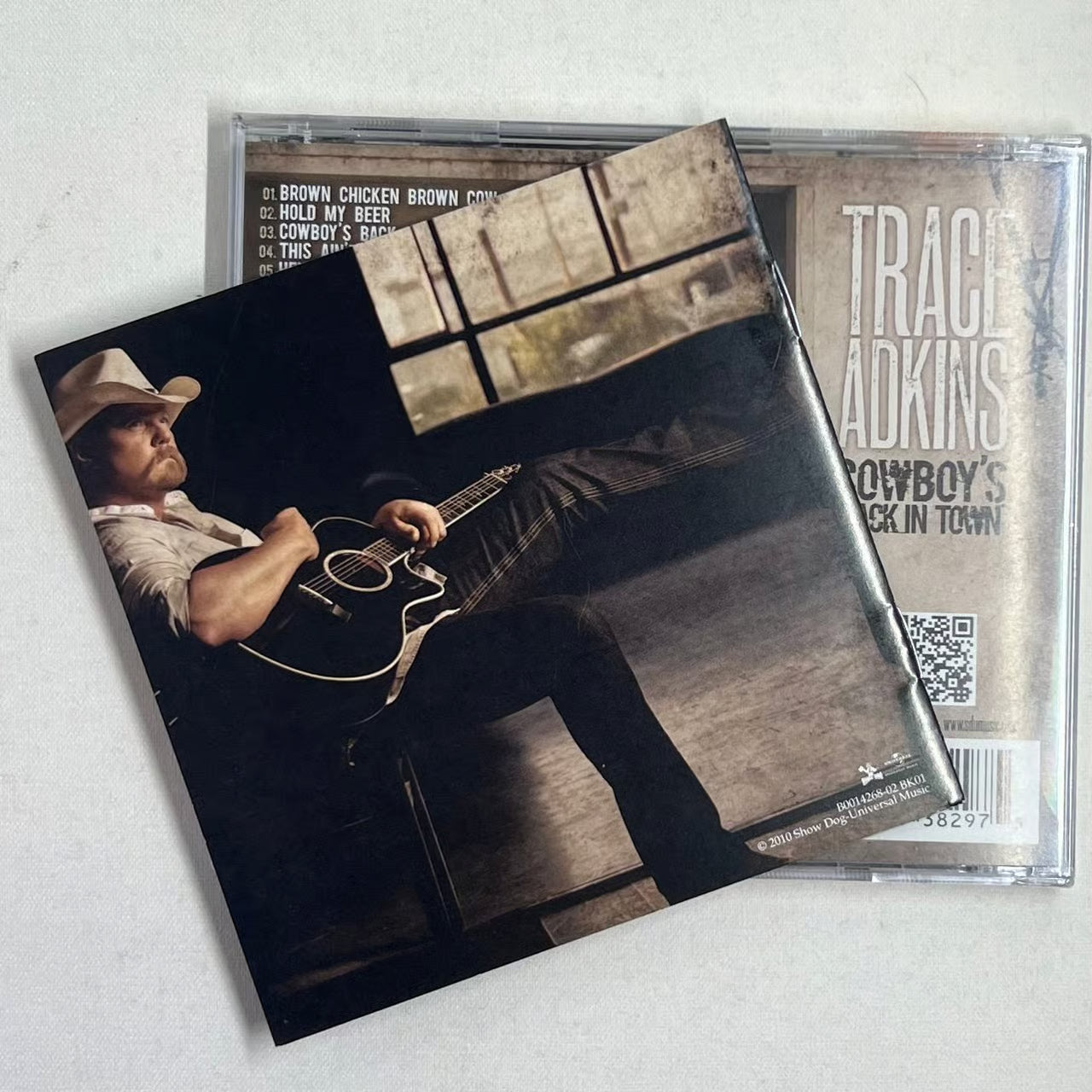 Trace Atkins "Cowboys Back In Town" Autographed CD Booklet With New CD